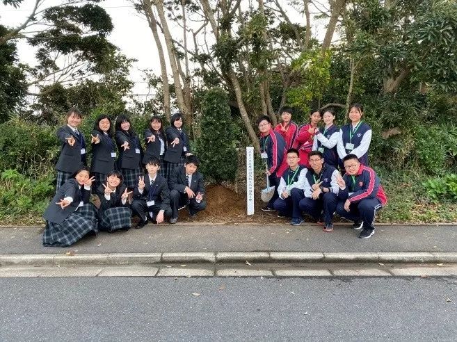 C:\Users\Coin10\Desktop\微信图片_20191120101504.jpg C:\Users\Coin10\Desktop\微信图片_20191120101504.jpg